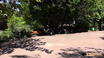 Emilie, Jolie Maman En Manque De Chew